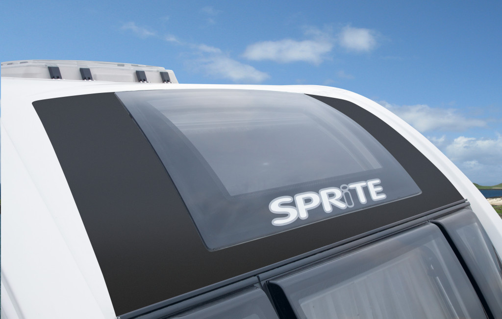 Cruzer 460 SR sunroof outside